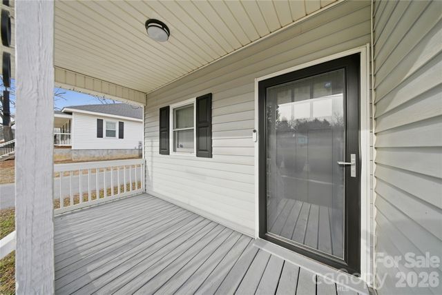 1004 Plymouth Street, Gastonia, NC 28054