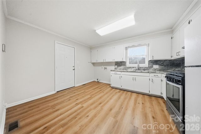 1004 Plymouth Street, Gastonia, NC 28054