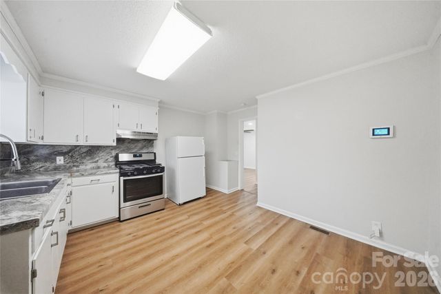 1004 Plymouth Street, Gastonia, NC 28054