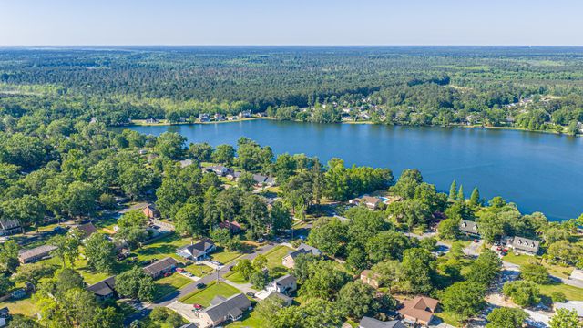 1703 Redwood, Moncks Corner, SC 29461