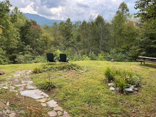 5475 Otto Williams Rd, Cosby, TN 37722