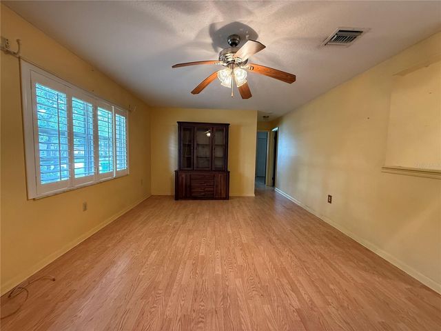 474 WINNERS CIRCLE, Lady Lake, FL 32159