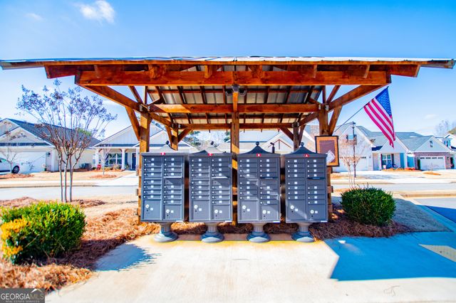 102 Windmill Way, Carrollton, GA 30117