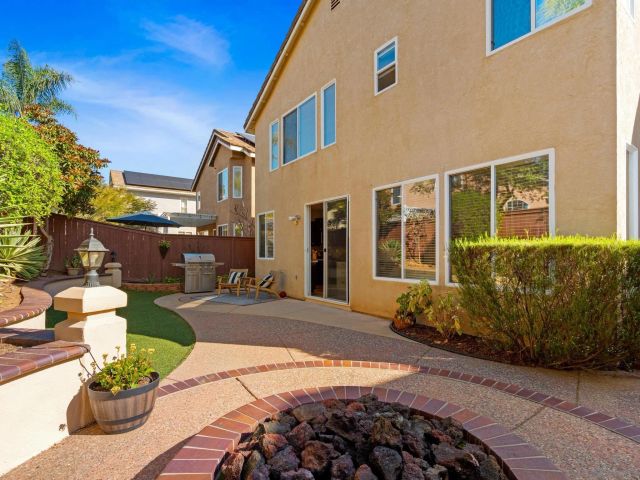 8754 Gracilior Pl, Escondido, CA 92026