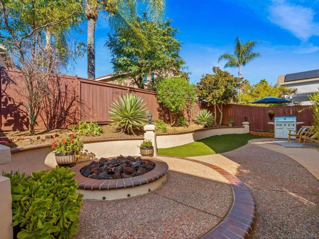 8754 Gracilior Pl, Escondido, CA 92026