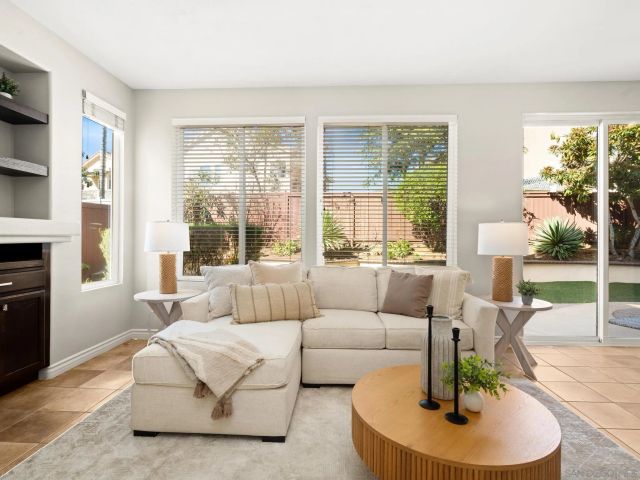 8754 Gracilior Pl, Escondido, CA 92026