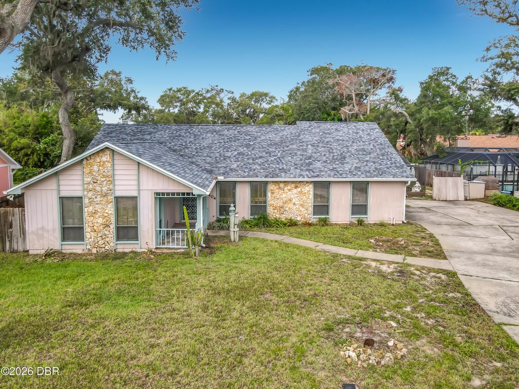 1404 Oak Forest Drive, Ormond Beach, FL 32174