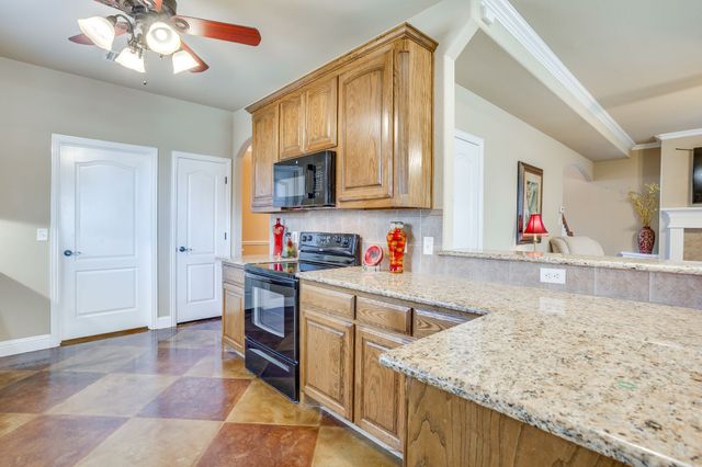 10521 N Haven Drive, Benbrook, TX 76126