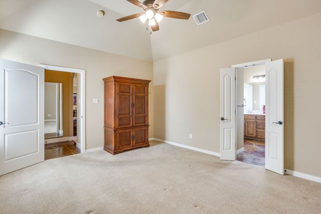 10521 N Haven Drive, Benbrook, TX 76126
