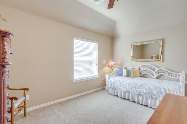 10521 N Haven Drive, Benbrook, TX 76126