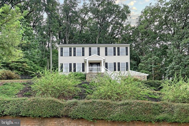 590 WOODSIDE RD, York, PA 17406
