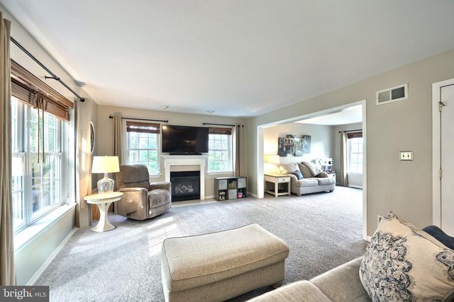 590 WOODSIDE RD, York, PA 17406