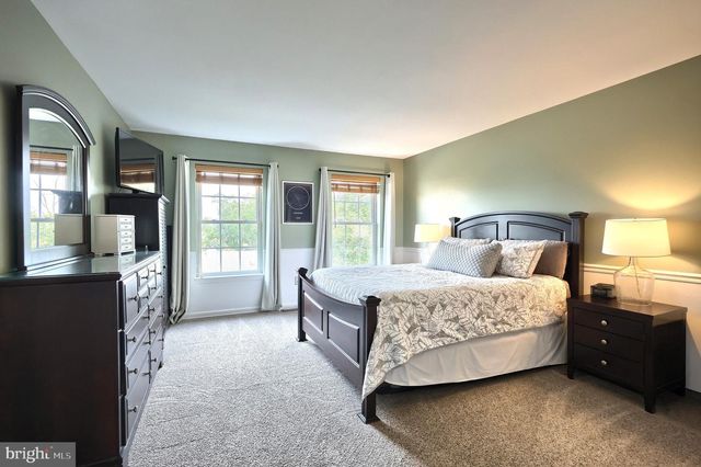 590 WOODSIDE RD, York, PA 17406