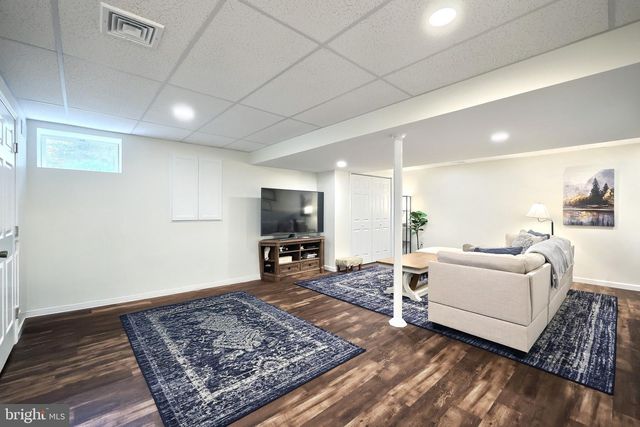 590 WOODSIDE RD, York, PA 17406