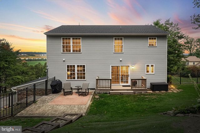 590 WOODSIDE RD, York, PA 17406