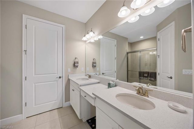 8110 Calle Canovas ST A, Naples, FL 34114