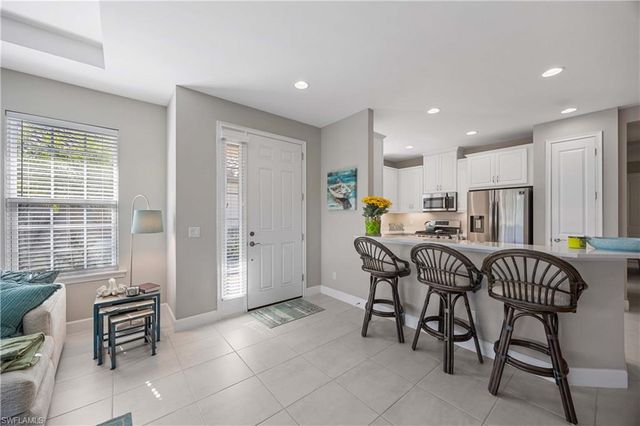 8110 Calle Canovas ST A, Naples, FL 34114
