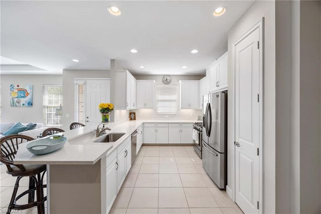 8110 Calle Canovas ST A, Naples, FL 34114
