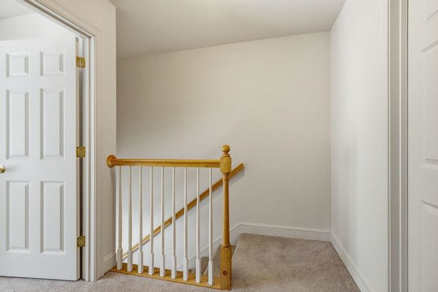 1039 Islington St Unit 4, Portsmouth, NH 03801