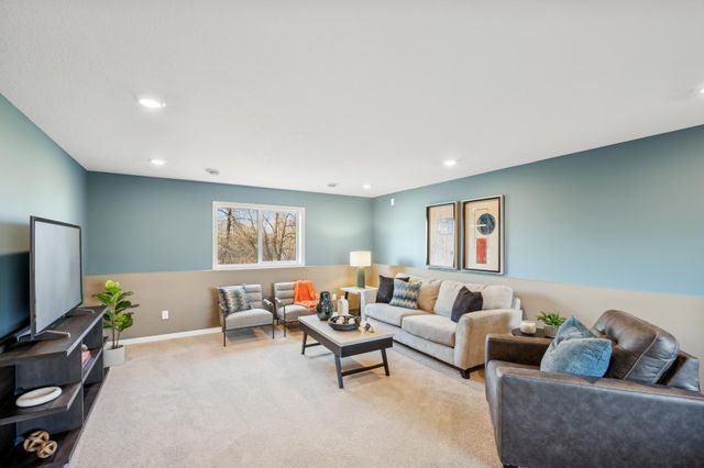 877 Yellowcrest Street SW, Delano, MN 55328