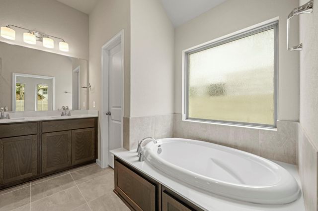 9157 Grand Jubilee Drive, Montgomery, TX 77316