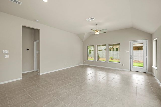9157 Grand Jubilee Drive, Montgomery, TX 77316