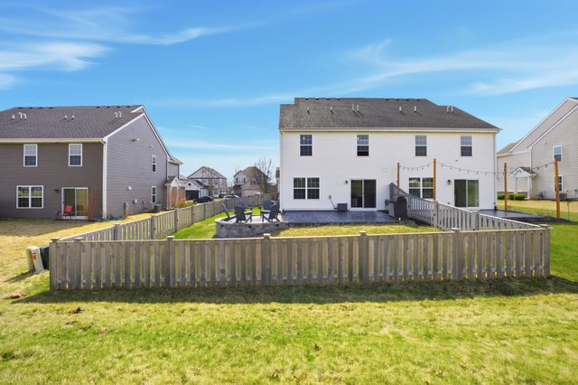 7625 Stonecrop Lane, Joliet, IL 60431