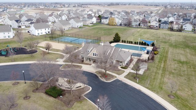 7625 Stonecrop Lane, Joliet, IL 60431