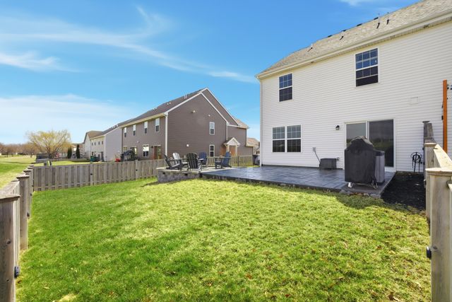 7625 Stonecrop Lane, Joliet, IL 60431