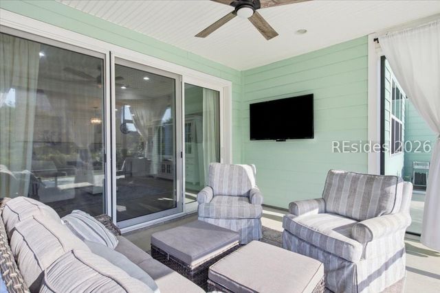 2050 Shoreside Dr, Hardeeville, SC 29927