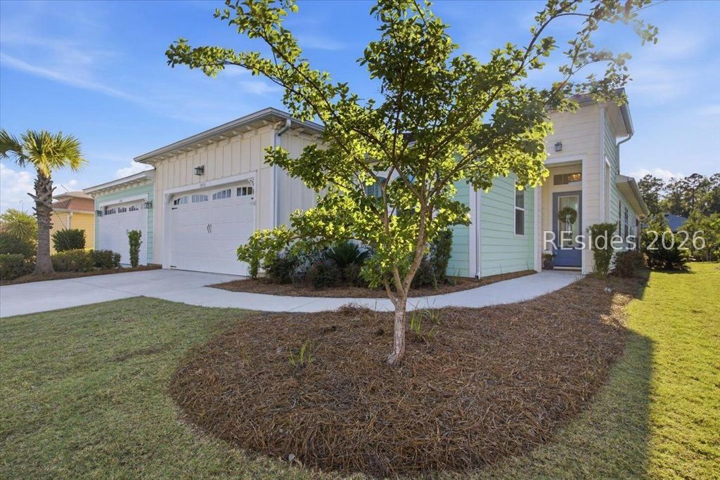 2050 Shoreside Dr, Hardeeville, SC 29927