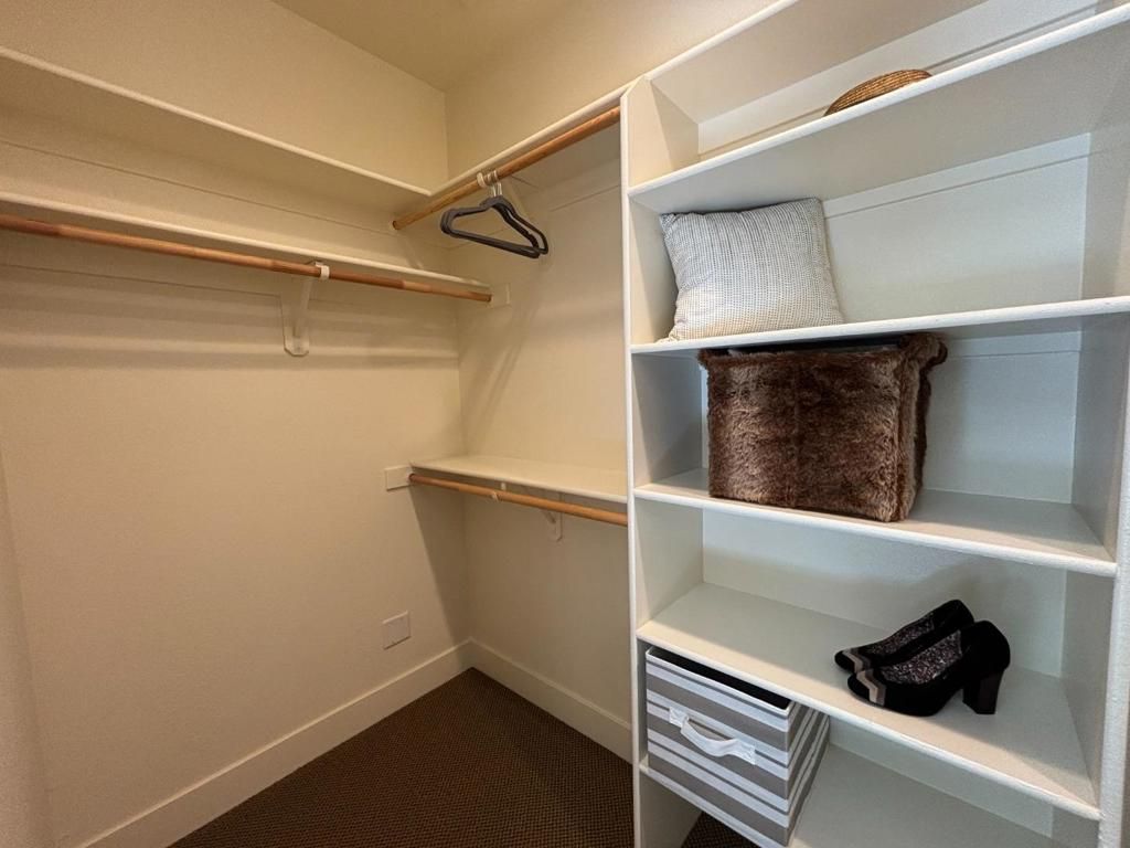 Image 19 of property listing at 1517 Santana Ranch Drive, Hollister, CA 95023