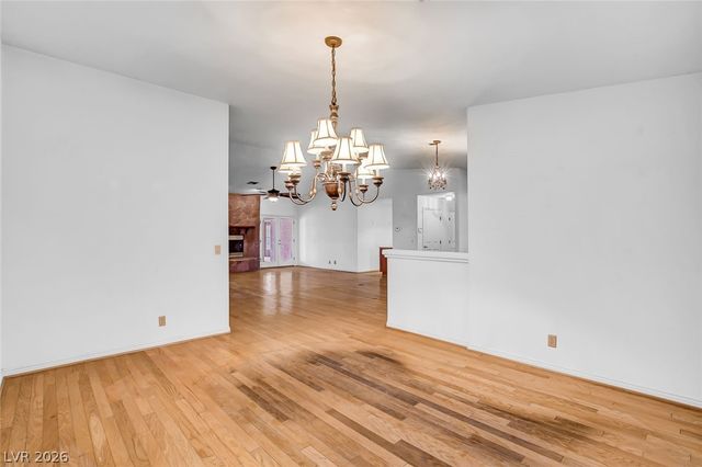 7780 Tara Avenue, Las Vegas, NV 89117