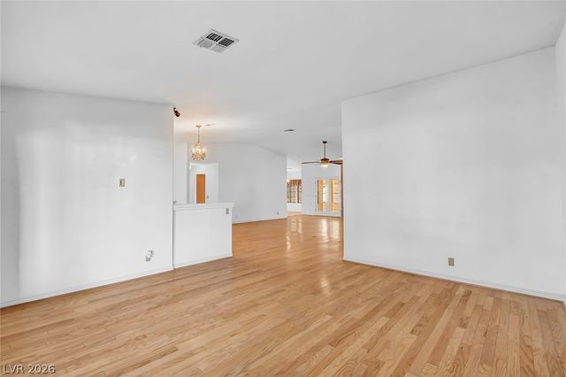 7780 Tara Avenue, Las Vegas, NV 89117