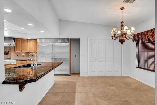 7780 Tara Avenue, Las Vegas, NV 89117