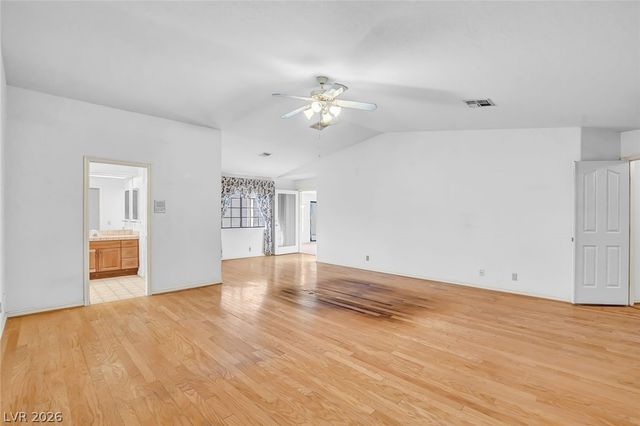 7780 Tara Avenue, Las Vegas, NV 89117