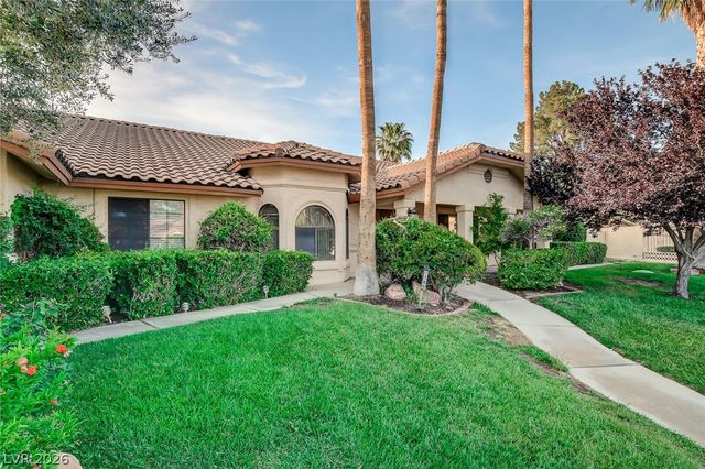 7780 Tara Avenue, Las Vegas, NV 89117