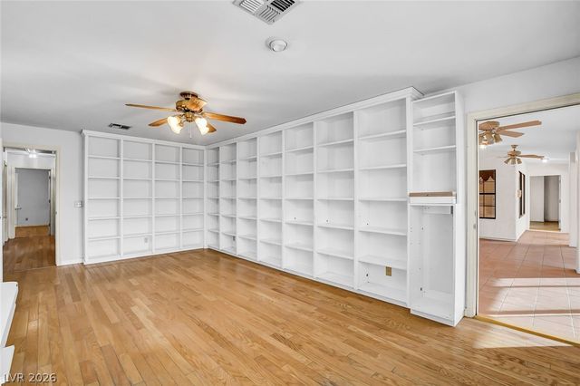 7780 Tara Avenue, Las Vegas, NV 89117