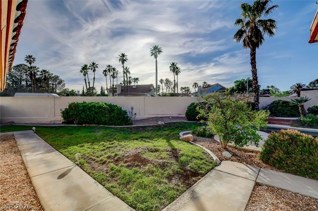 7780 Tara Avenue, Las Vegas, NV 89117