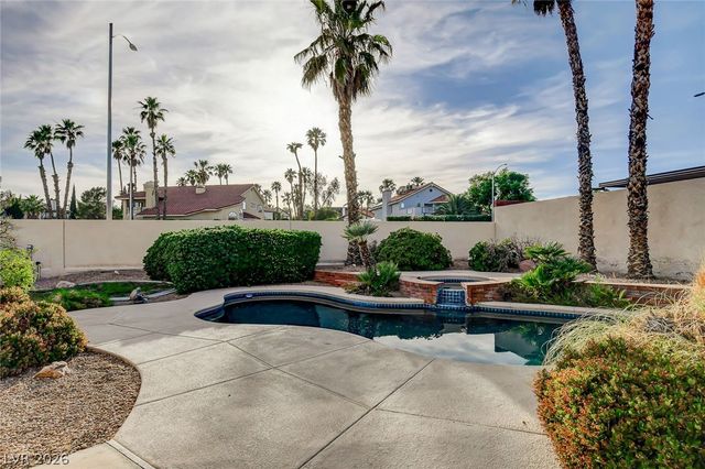 7780 Tara Avenue, Las Vegas, NV 89117