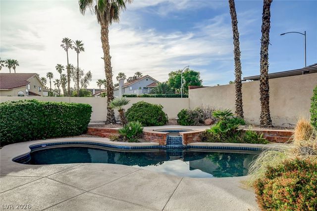 7780 Tara Avenue, Las Vegas, NV 89117