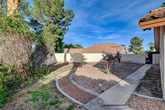 7780 Tara Avenue, Las Vegas, NV 89117
