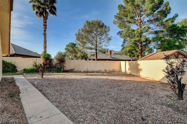 7780 Tara Avenue, Las Vegas, NV 89117