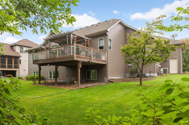 18481 98th Place N, Maple Grove, MN 55311