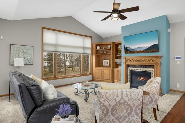 18481 98th Place N, Maple Grove, MN 55311