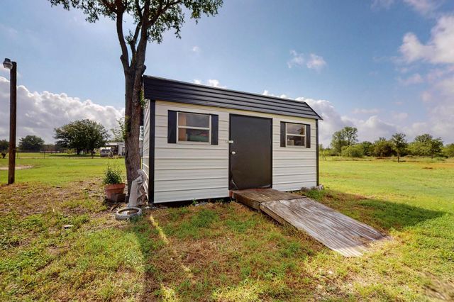 885 Shiloh RD, Bastrop, TX 78602