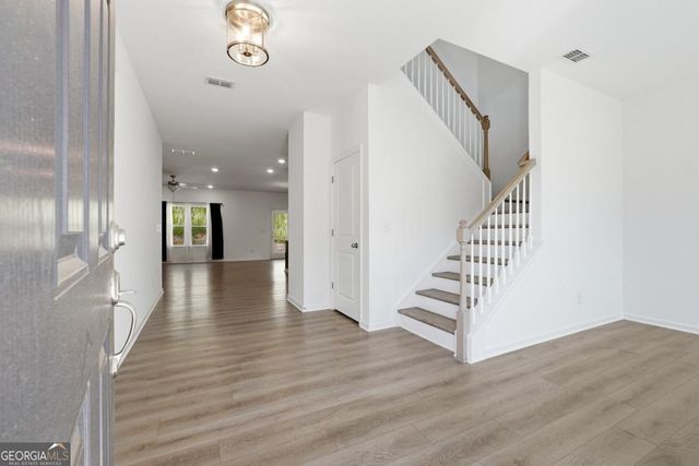 188 Foxhill Drive, Dawsonville, GA 30534