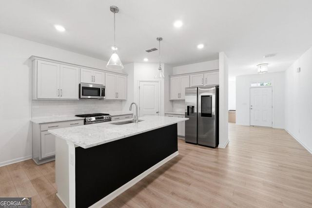 188 Foxhill Drive, Dawsonville, GA 30534