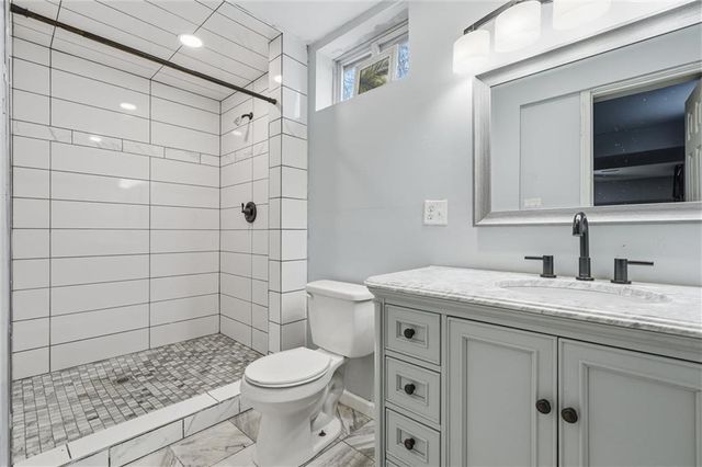 802 S Morgan Drive, Peculiar, MO 64078