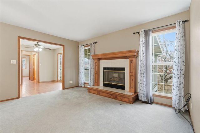 802 S Morgan Drive, Peculiar, MO 64078